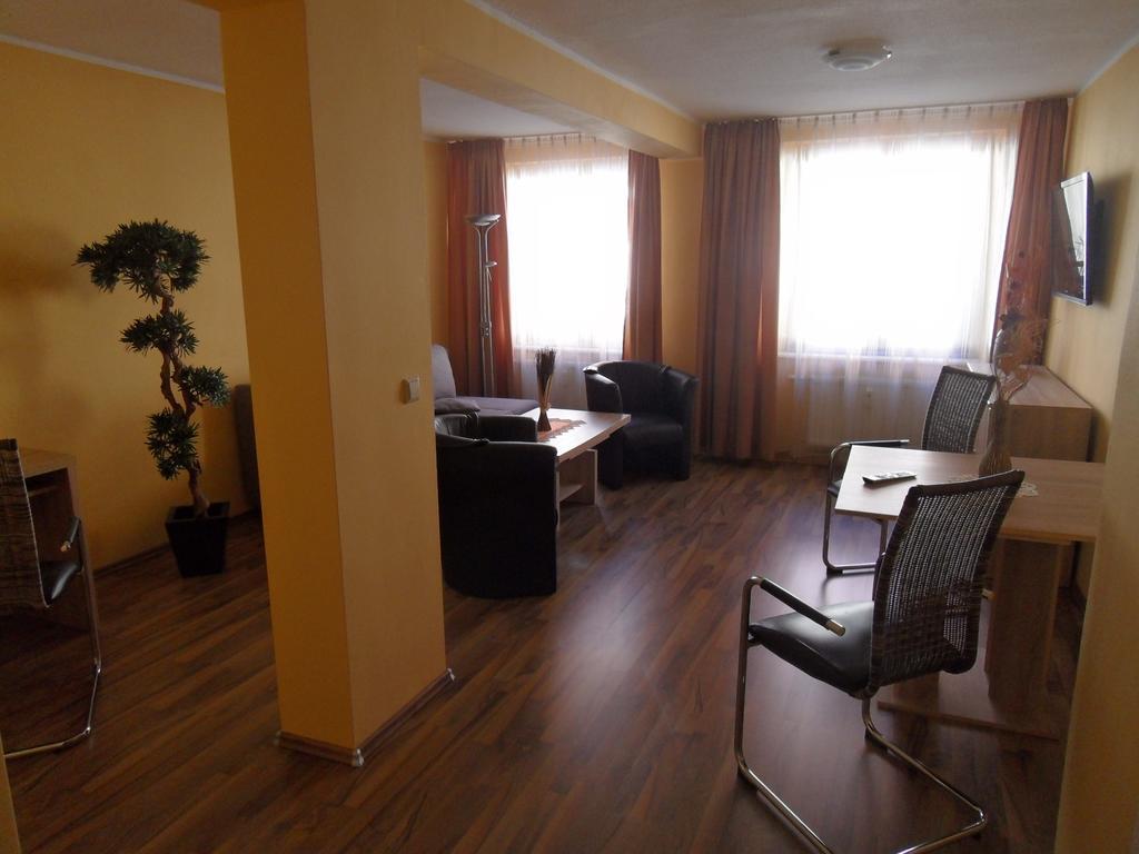 שטראלסונד Altstadt Hotel Peiss חדר תמונה