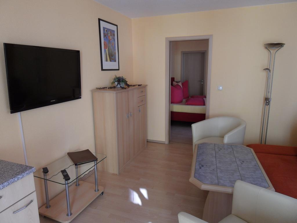 שטראלסונד Altstadt Hotel Peiss חדר תמונה