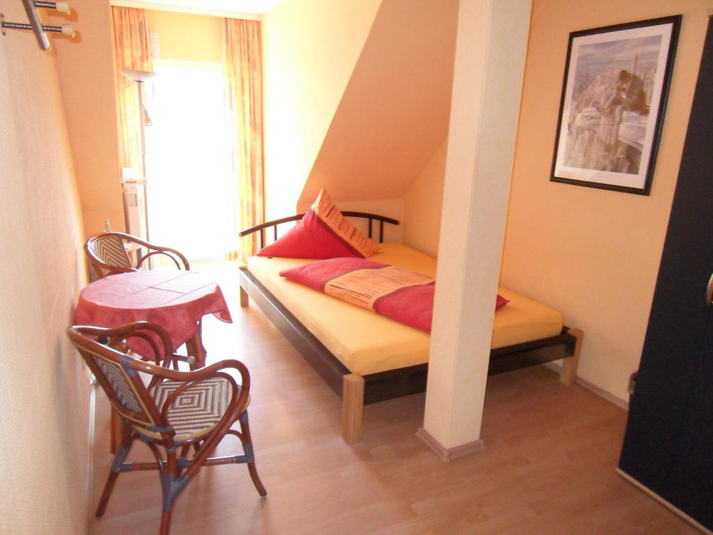 שטראלסונד Altstadt Hotel Peiss חדר תמונה