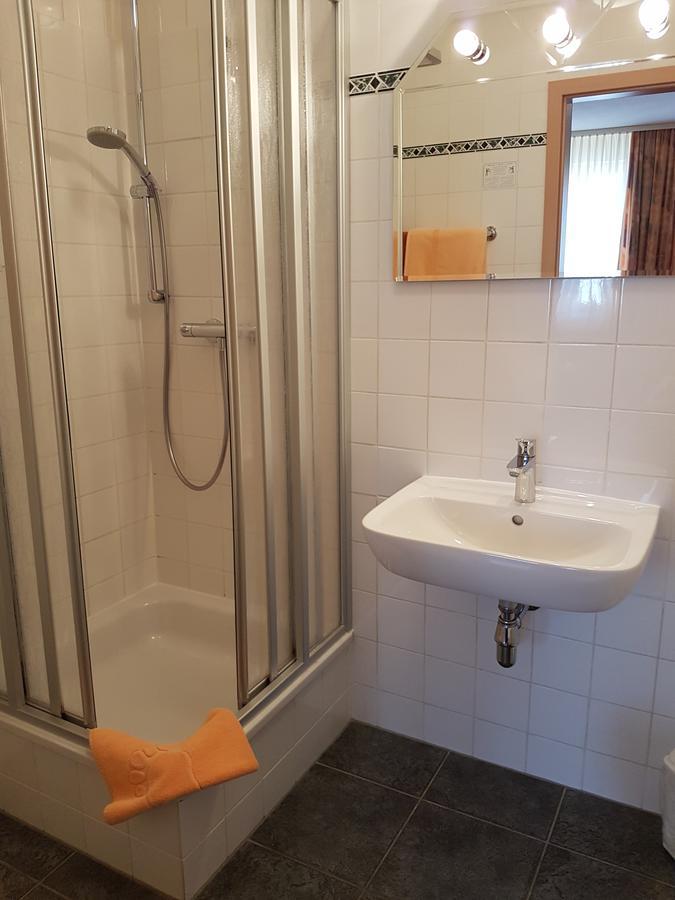 שטראלסונד Altstadt Hotel Peiss מראה חיצוני תמונה