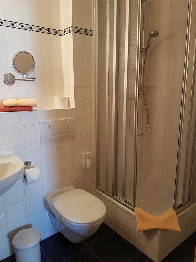 שטראלסונד Altstadt Hotel Peiss מראה חיצוני תמונה
