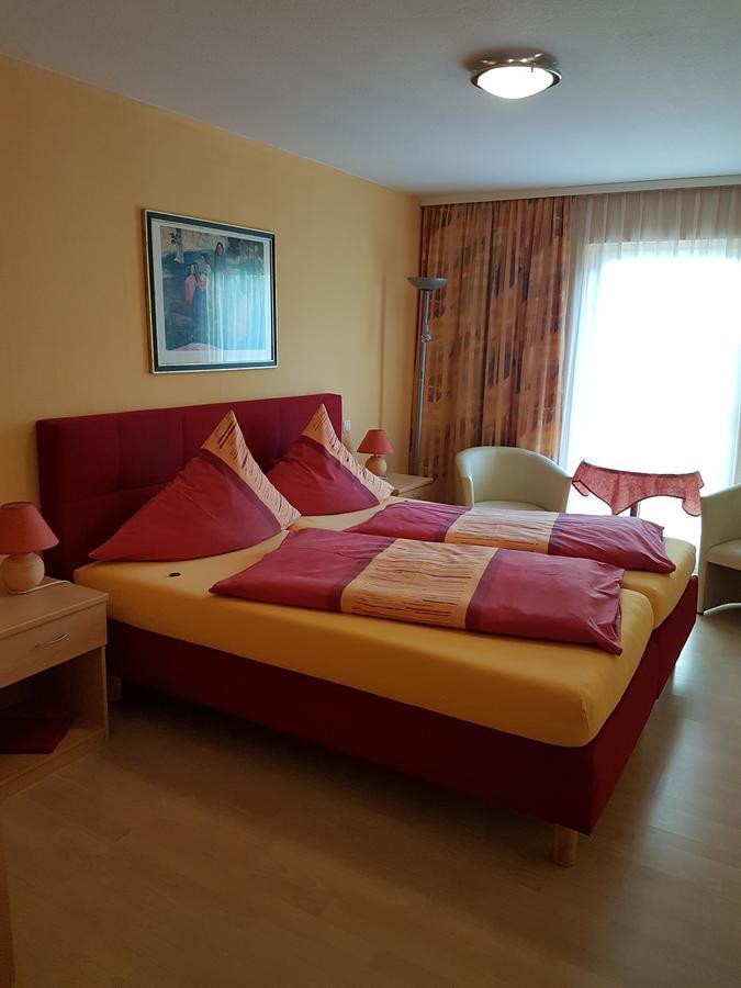 שטראלסונד Altstadt Hotel Peiss מראה חיצוני תמונה